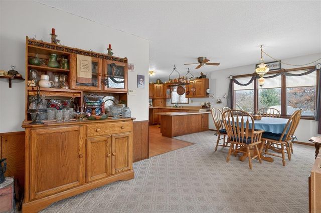 2218 Castle Street, Waterloo, IA 50701