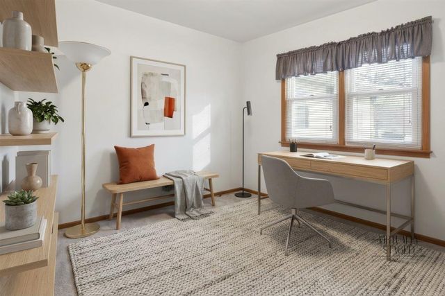 2218 Castle Street, Waterloo, IA 50701