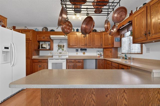 2218 Castle Street, Waterloo, IA 50701