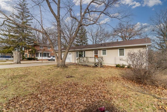 2218 Castle Street, Waterloo, IA 50701