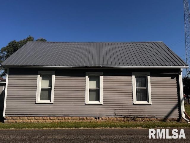 403 N 3RD Street, Cuba, IL 61427