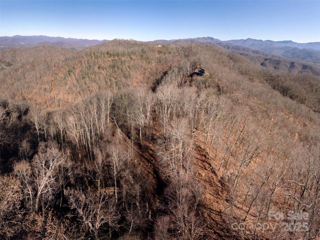 1182 Seven Glens Drive, Weaverville, NC 28787