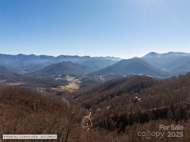 1182 Seven Glens Drive, Weaverville, NC 28787