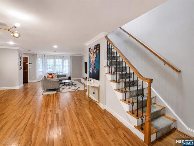 461B 5th Street, Palisades Park, NJ 07650