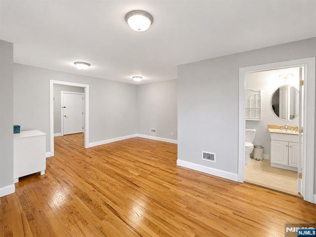 461B 5th Street, Palisades Park, NJ 07650