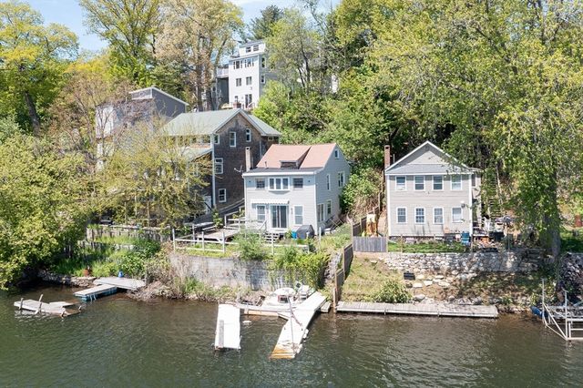 22-A Oakland Ave, Shrewsbury, MA 01545
