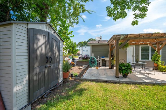 5311 Louise Street, Baytown, TX 77521