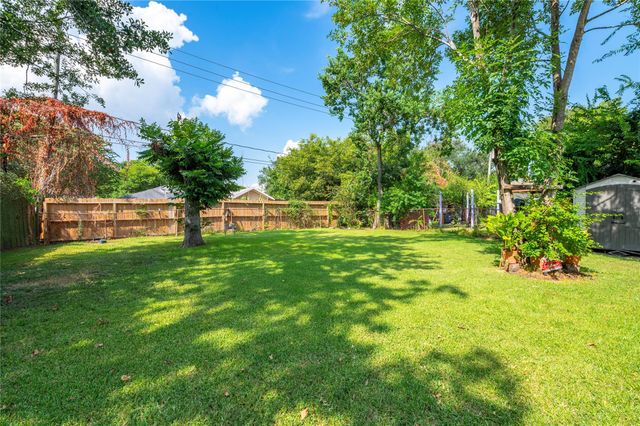 5311 Louise Street, Baytown, TX 77521