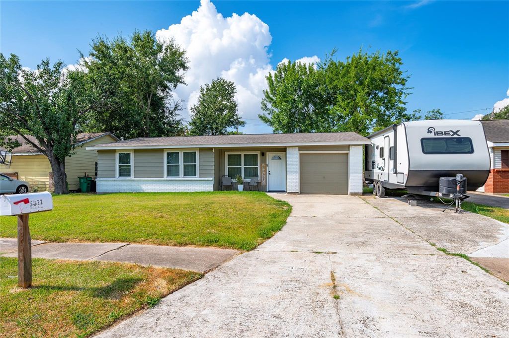 5311 Louise Street, Baytown, TX 77521