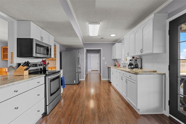 398 Bluebonnett Lane, Lorena, TX 76655