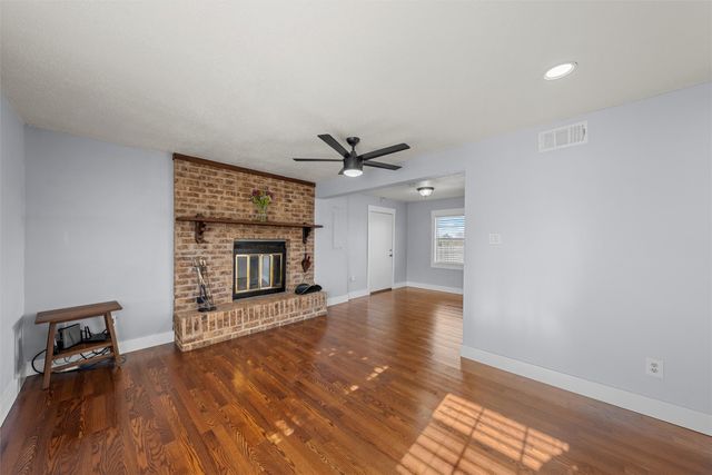 398 Bluebonnett Lane, Lorena, TX 76655