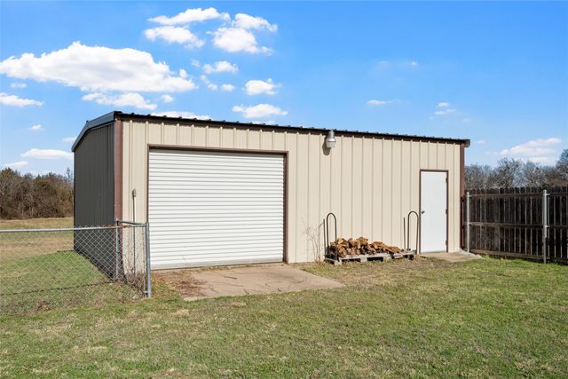 398 Bluebonnett Lane, Lorena, TX 76655