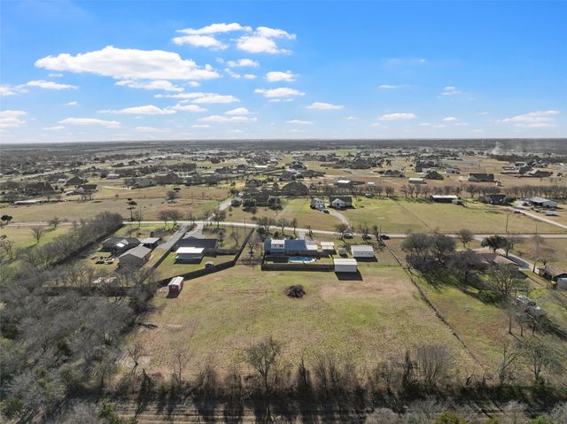 398 Bluebonnett Lane, Lorena, TX 76655