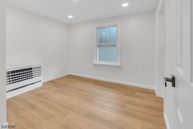 652 Seminary Ave, Rahway City, NJ 07065