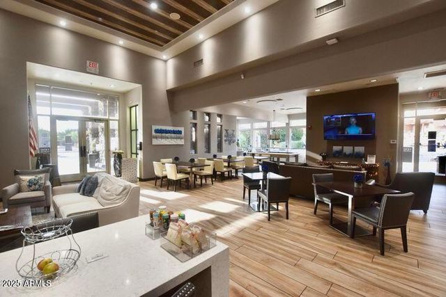 19777 N 76th Street Apt 1123, Scottsdale, AZ 85255