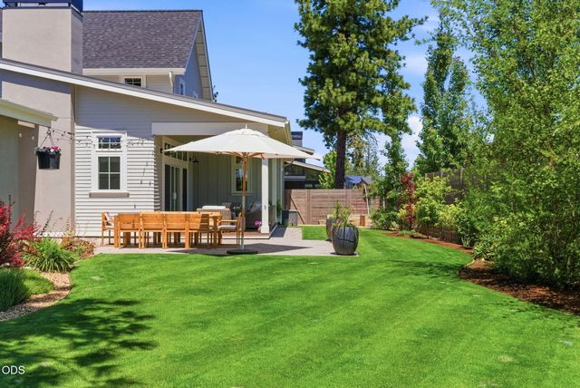 3113 NW Blodgett Way, Bend, OR 97703
