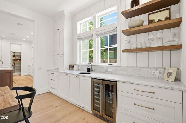 3113 NW Blodgett Way, Bend, OR 97703