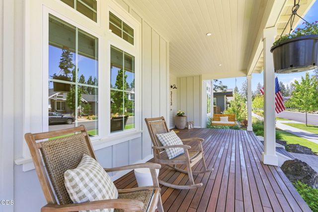 3113 NW Blodgett Way, Bend, OR 97703