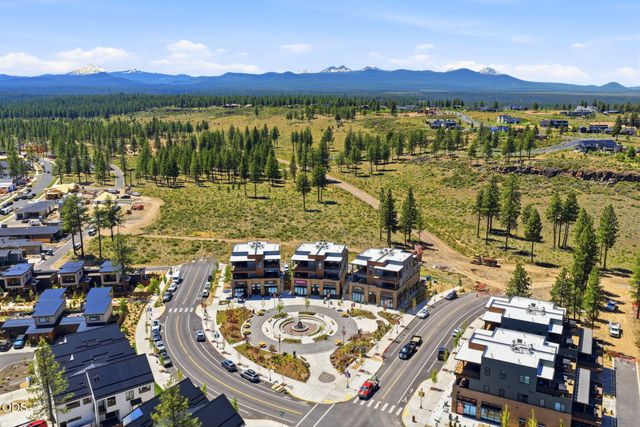 3113 NW Blodgett Way, Bend, OR 97703