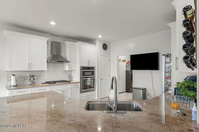4979 S River Run Drive, Tucson, AZ 85746