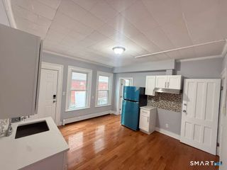 276 Pequonnock Street 1, Bridgeport, CT 06604