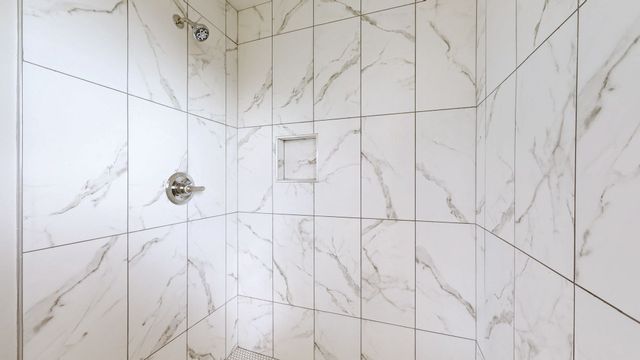 211 Freedom Dr, Lebanon, TN 37087