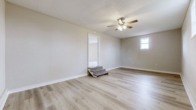 211 Freedom Dr, Lebanon, TN 37087