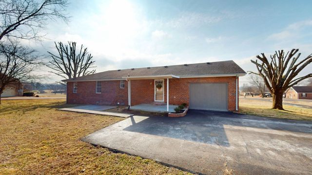 211 Freedom Dr, Lebanon, TN 37087