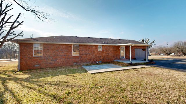 211 Freedom Dr, Lebanon, TN 37087