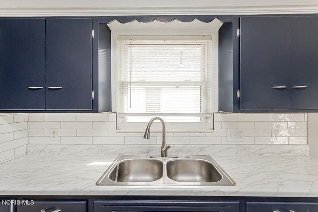 732 Colima Drive, Toledo, OH 43609