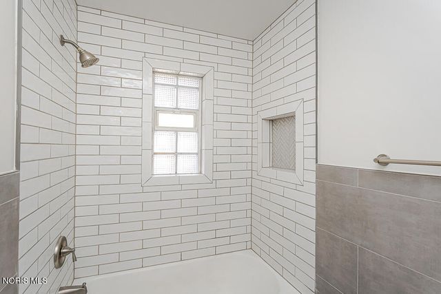 732 Colima Drive, Toledo, OH 43609