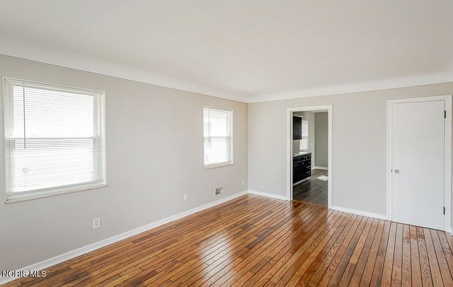 732 Colima Drive, Toledo, OH 43609