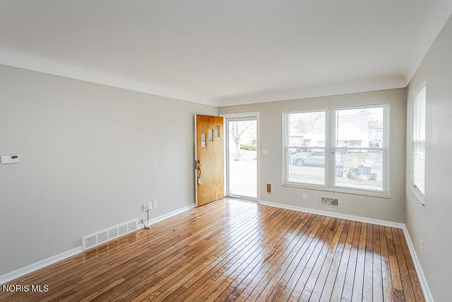 732 Colima Drive, Toledo, OH 43609