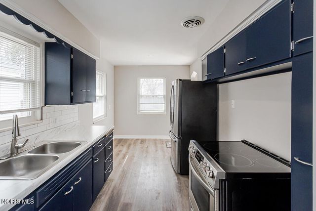 732 Colima Drive, Toledo, OH 43609