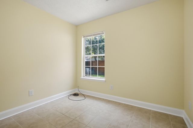 9010 Blitzen Court, North Charleston, SC 29406