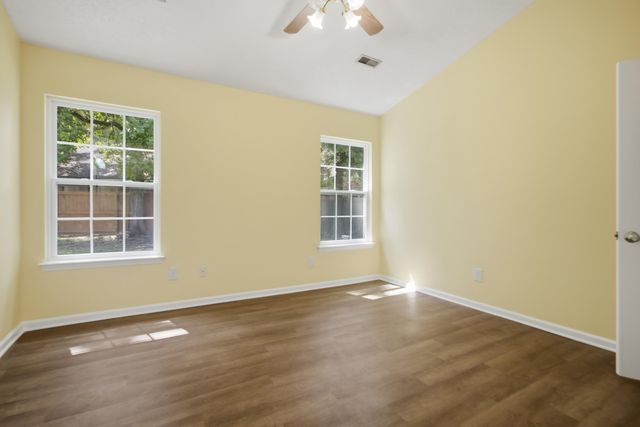9010 Blitzen Court, North Charleston, SC 29406
