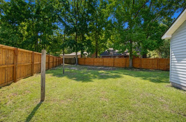 9010 Blitzen Court, North Charleston, SC 29406