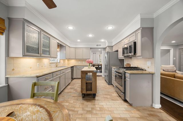 10831 Britoak Lane, Houston, TX 77079