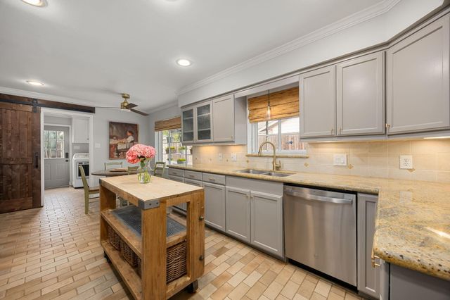 10831 Britoak Lane, Houston, TX 77079