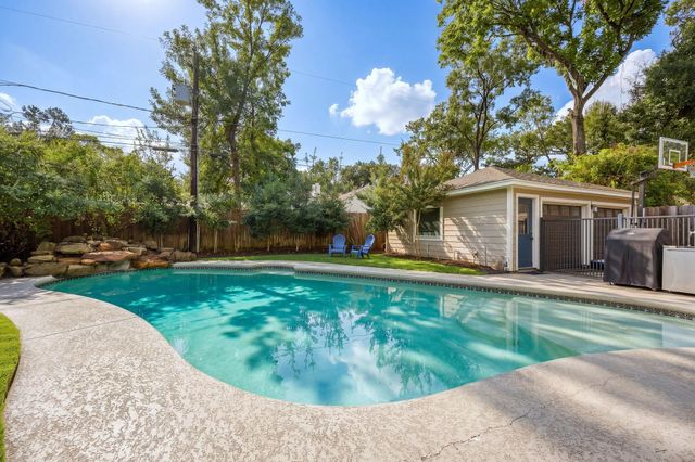 10831 Britoak Lane, Houston, TX 77079