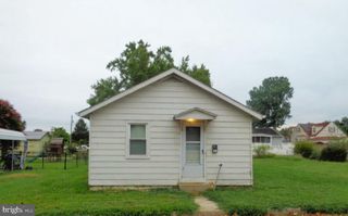 82 CASTLE HEIGHTS AVE, Pennsville, NJ 08070