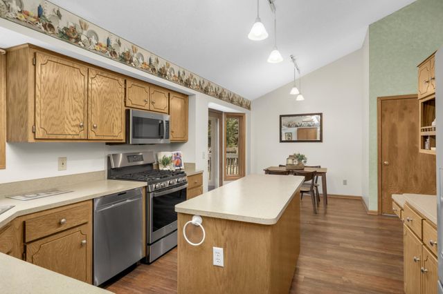 7104 Mourning Dove Road, Circle Pines, MN 55014