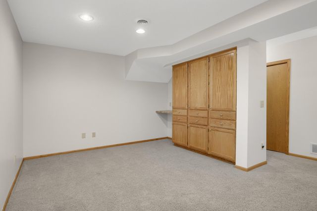 7104 Mourning Dove Road, Circle Pines, MN 55014