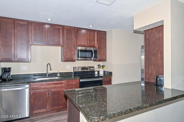 13230 W HYACINTH Drive, Sun City West, AZ 85375