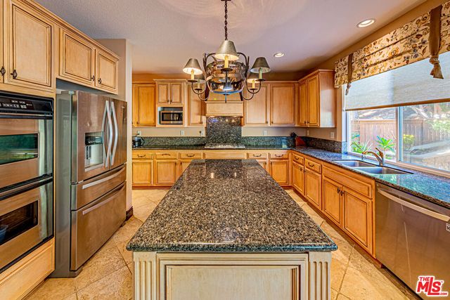 6621 E Prescott Court, Orange, CA 92867