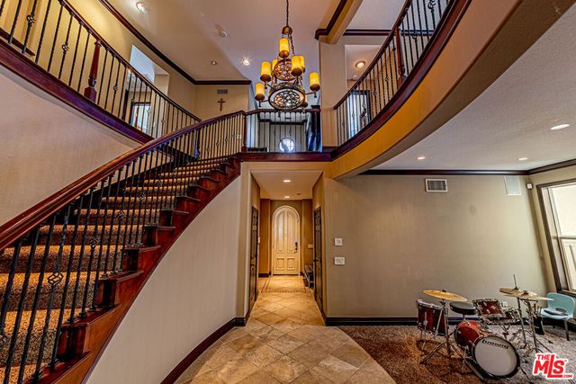 6621 E Prescott Court, Orange, CA 92867