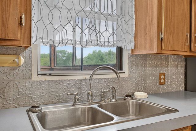 1859 QUICKSBURG RD, Quicksburg, VA 22847