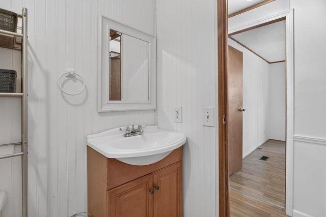 1859 QUICKSBURG RD, Quicksburg, VA 22847