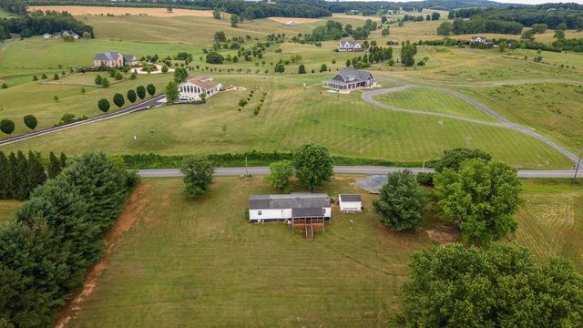 1859 QUICKSBURG RD, Quicksburg, VA 22847