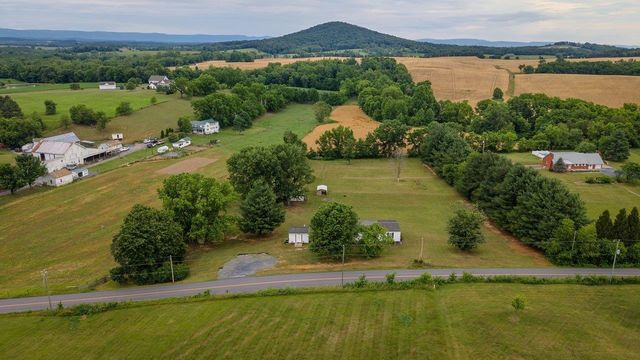 1859 QUICKSBURG RD, Quicksburg, VA 22847